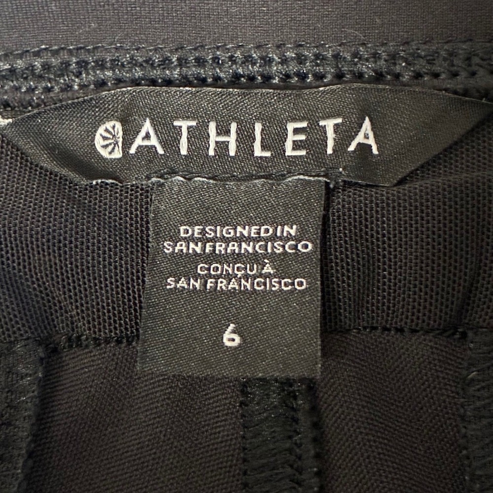 Athleta Headlands Hybrid Cargo II Tight Legging Zipper Pocket Black Women Size 6 - Picture 3 of 11